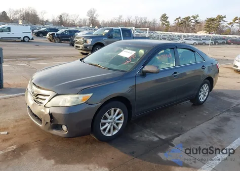2010 Toyota Camry Xle V6 z USA, uszkodzony, nr VIN 4T1BK3EK3AU111209